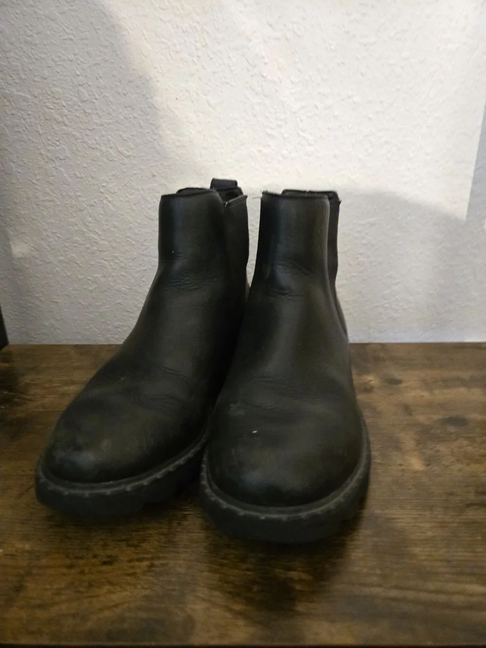 Sorel Black Leather Ankle Chelsea Booties